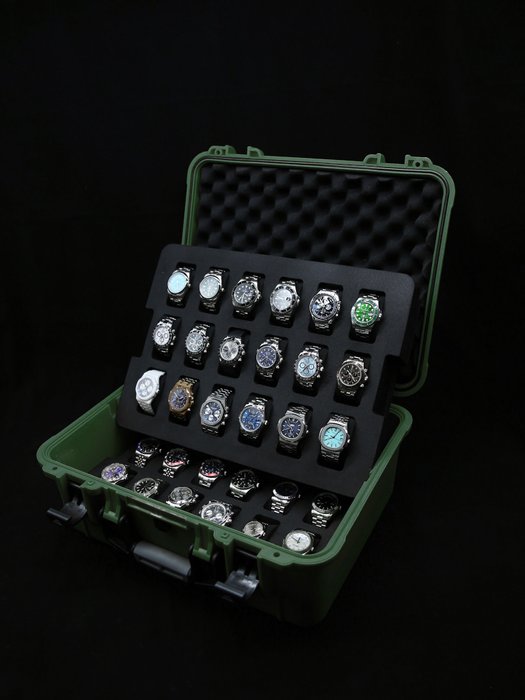 Indestructible Watch Suitcase for 36 Watches - Timepiece Valet 36 - Elbrus Horology
