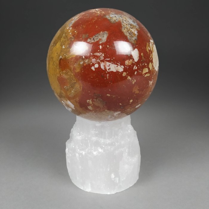 Superb red jasper Sphere- 1.575 kg - (2)