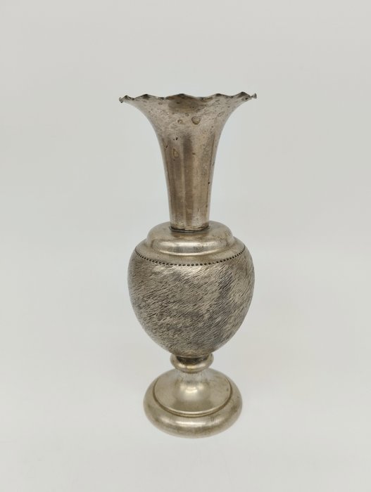 Vase  - Sølv