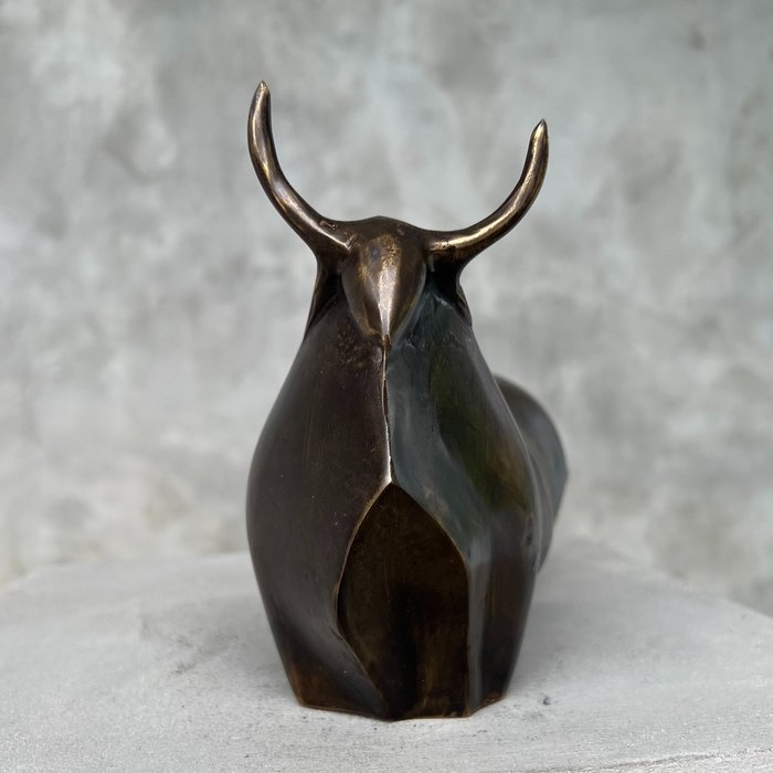 Skulptur, NO RESERVE PRICE - Sculpture of an abstract bull - Bronze - 15 cm - Bronze