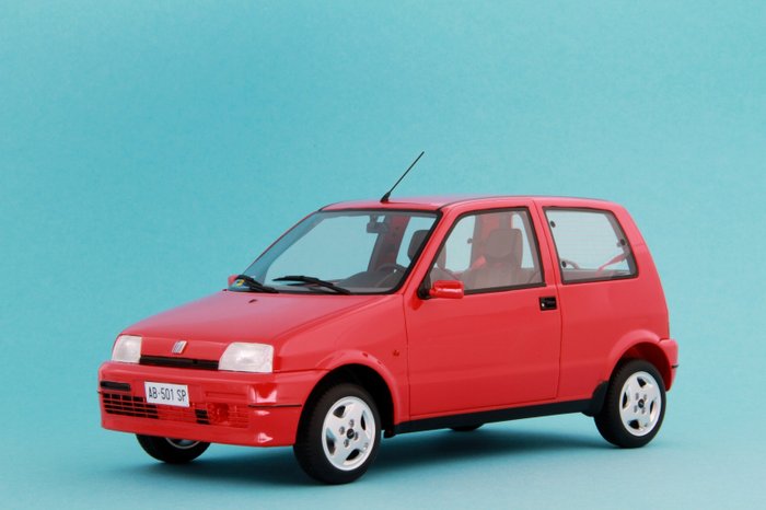 Laudoracing 1:18 - Modell kis városi autó - Fiat Cinquecento Sporting 1994 - LM152B