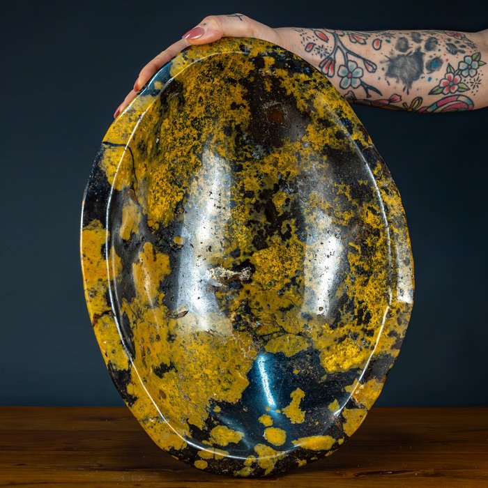 Very Rare Natural Very Artistic Fire Salamanda Jasper & Iron Stone bowl- 10661.38 g