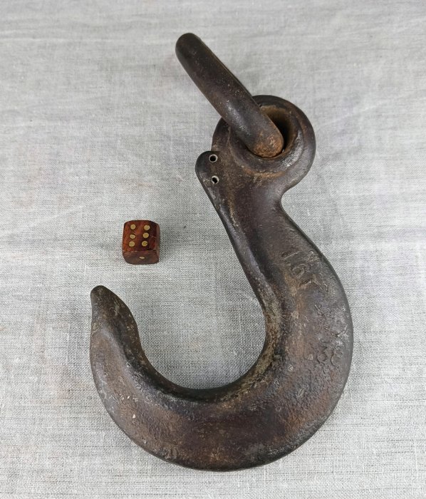 Industrial equipment - Vintage Factory Hook - Poland - Catawiki