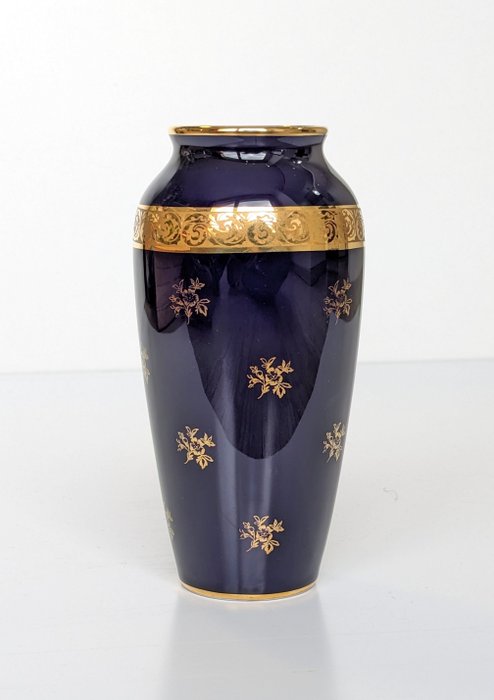 F.M. Limoges France - Vase (1) -  Lourdes  - Porzellan