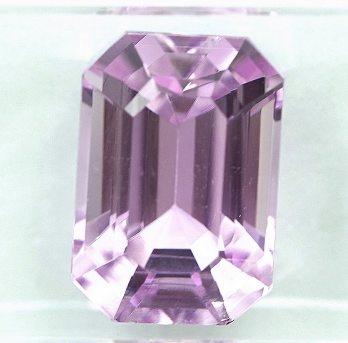 紫锂辉石 - 6.44 ct