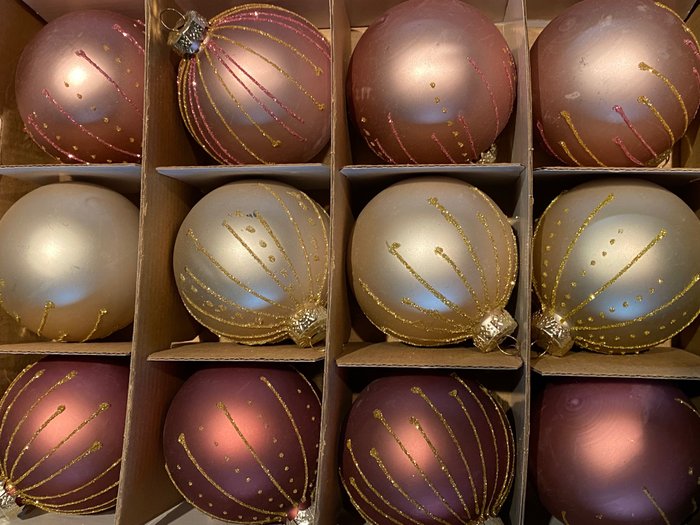 Julepynt ED Europa: 12 kerstballen in drie kleuren, rose, oudroze en lichtgoud (12) - Glass