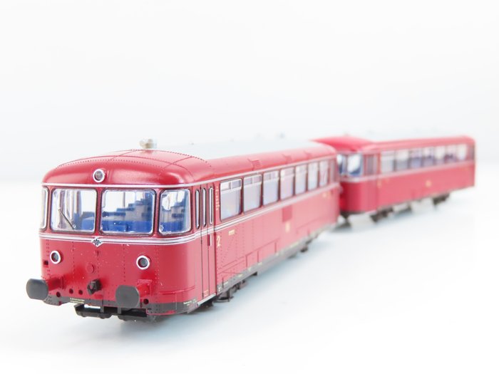 Roco H0 - 43018 - Treno automotore (1) - Set da 2 pezzi con autobus ferroviari Uerdinger BR 98 - DB