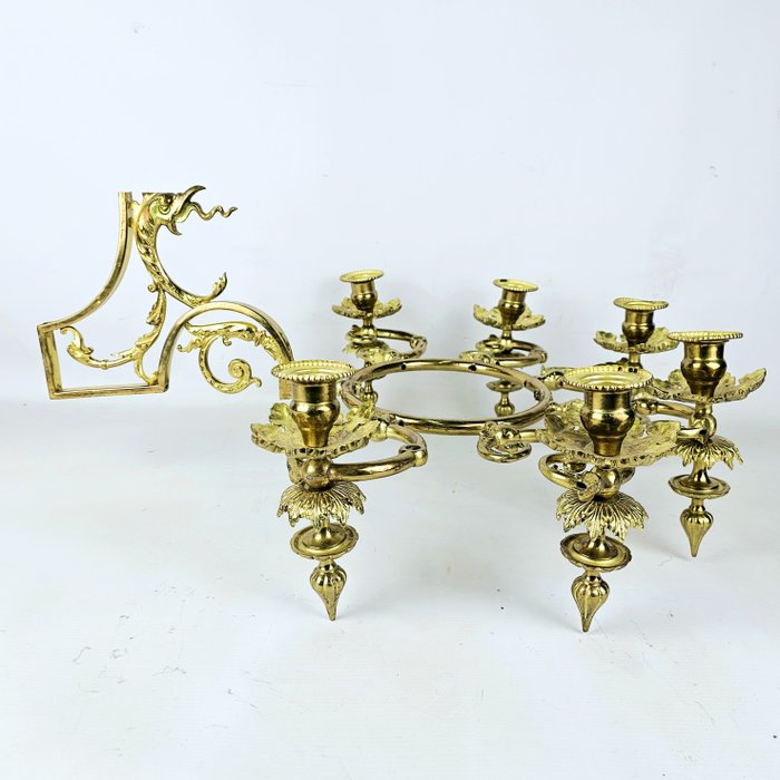 烛架 描绘神话生物的大型青铜桌烛台 - 合金, 黄铜色