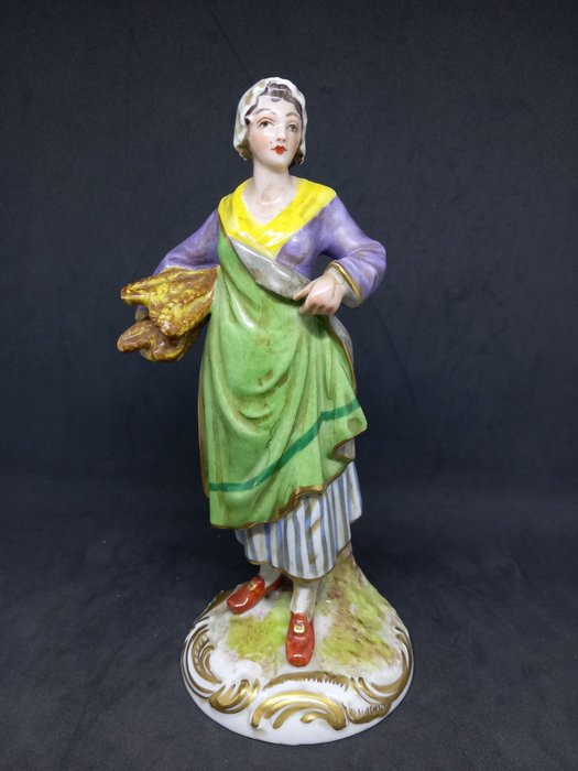 Porcelaine de Paris - Figurine - Woman with baguettes - Porcelaine