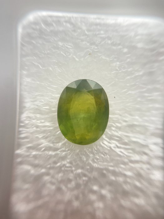 黃綠色 藍寶石 - 1.42 ct