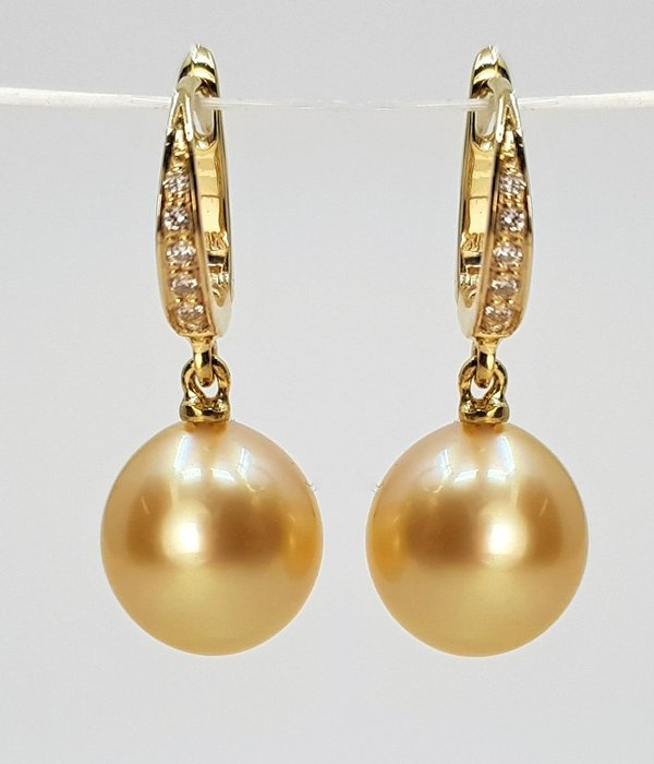 Image 2 of 10x11mm Deep Golden South Sea Pearls - 14 kt. Yellow gold - Earrings - 0.09 ct