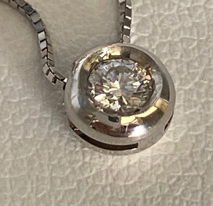 Image 3 of 18 kt. White gold - Necklace with pendant - 0.16 ct Diamond