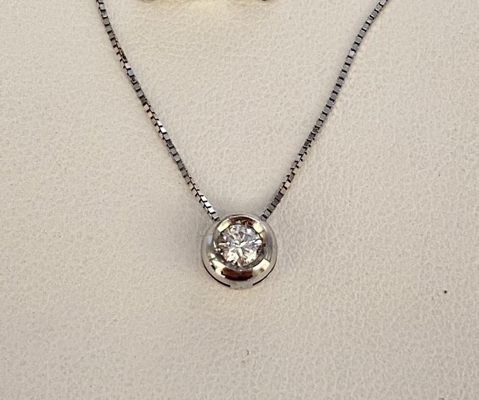 Image 2 of 18 kt. White gold - Necklace with pendant - 0.16 ct Diamond