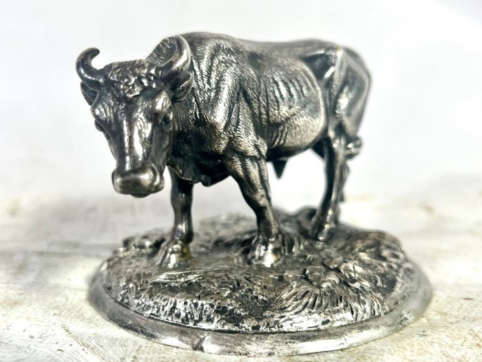 Image 2 of Dans le goût de Rosa Bonheur - Sculpture, cow (1) - Bronze (silvered) - 20th century