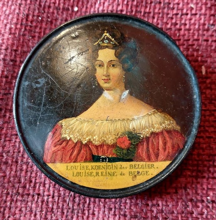 Image 2 of Box, Miniature (Braunschweig) Louise Reine de Belgie - Wood - First half 19th century