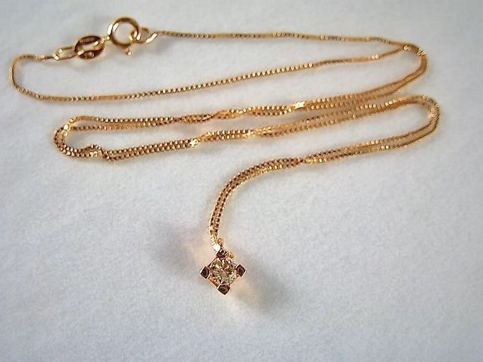 Preview of the first image of 18 kt. Yellow gold - Necklace with pendant - 0.15 ct Diamond.