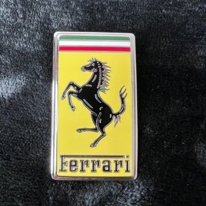 Image 3 of Emblem/mascot/badge - Cavallino + Badge anteriore + scritta posteriore - Ferrari - After 2000