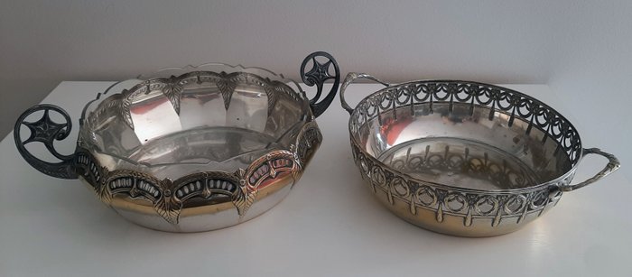 Preview of the first image of WMF 2 Salad Bowls - Silver metal and glass - First half 20th century.