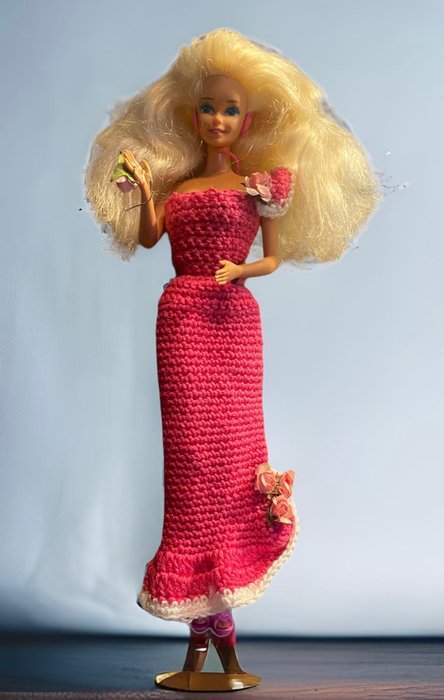 Image 3 of Mattel - 11 Barbie dolls