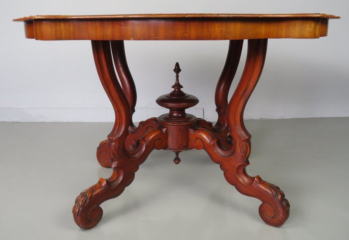 Preview of the first image of Dining table - Mahogany - Mid 19th century.