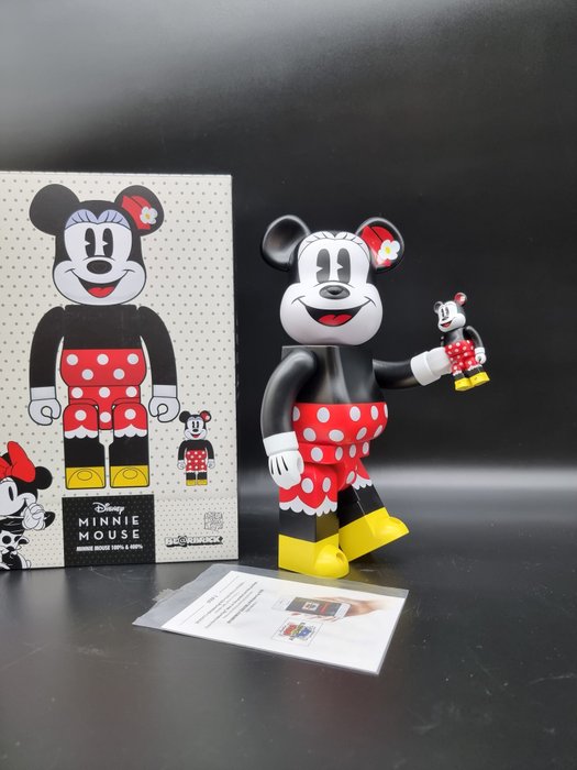 Preview of the first image of Disney Be@rbrick Minnie Mouse 400% & 100% - Minnie Mouse.