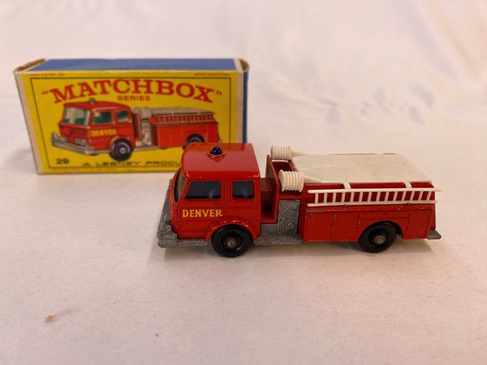 Image 2 of Matchbox - 1:64 - Feuerwehrauto n. 29
