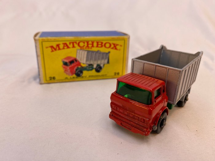 Image 3 of Matchbox - 1:64 - G.M.C. Tipper Truck / Kipper n. 26
