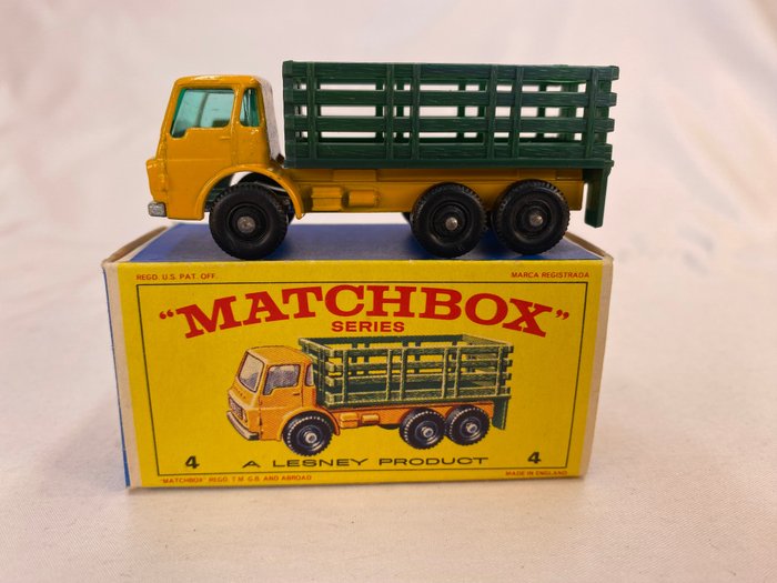 Preview of the first image of Matchbox - 1:64 - Stake Truck Nr. 4.