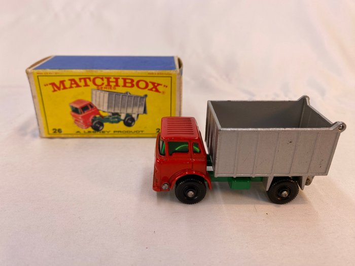 Image 2 of Matchbox - 1:64 - G.M.C. Tipper Truck / Kipper n. 26