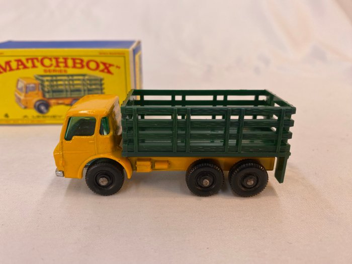 Image 2 of Matchbox - 1:64 - Stake Truck Nr. 4