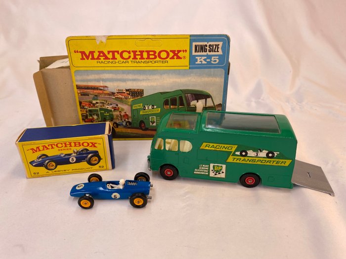 Preview of the first image of Matchbox - 1:43 - Racing Transporter mit einem B.R.M. Rennwagen - Matchbox by Lesney.