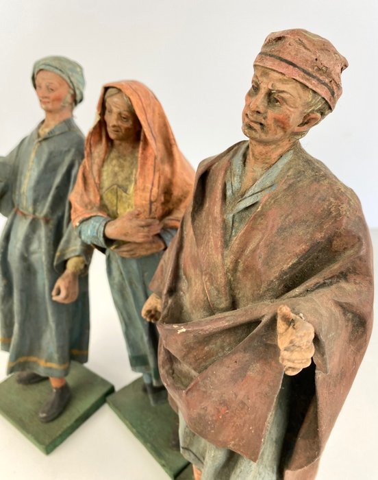 Image 3 of Sculpture, Crib characters (3) - Papier-mache, Wood - 19th century
