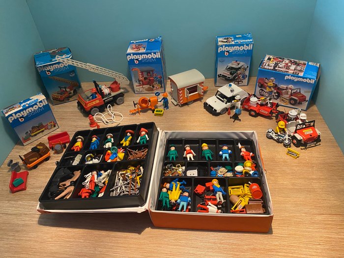 Image 3 of Playmobil - Playmobil suitcase with various sets (not complete) - 1980-1989
