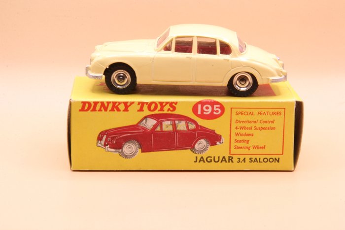 Preview of the first image of Dinky Toys - 1:43 - ref. 195 Jaguar 3.4 Saloon.