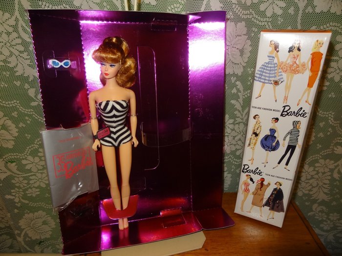 Preview of the first image of Mattel - Doll 35th Anniversary Special Edition Reproduction of Original 1959 Barbie - 1990-1999 - U.