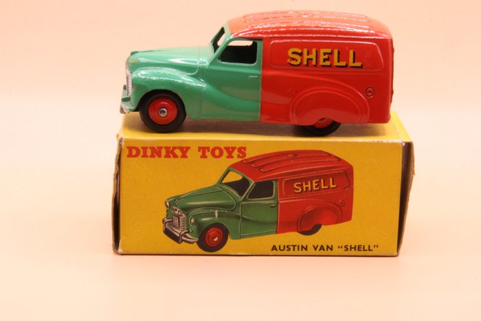 Preview of the first image of Dinky Toys - .. - ref. 470 Austin van Shell.