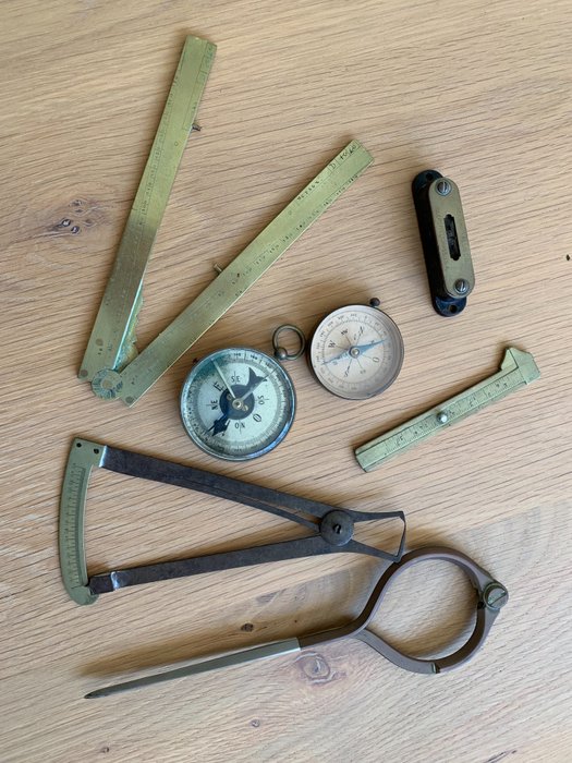 Preview of the first image of Chart dividers, Sector, Surveying compass (7) - Brass - Early 20th century.