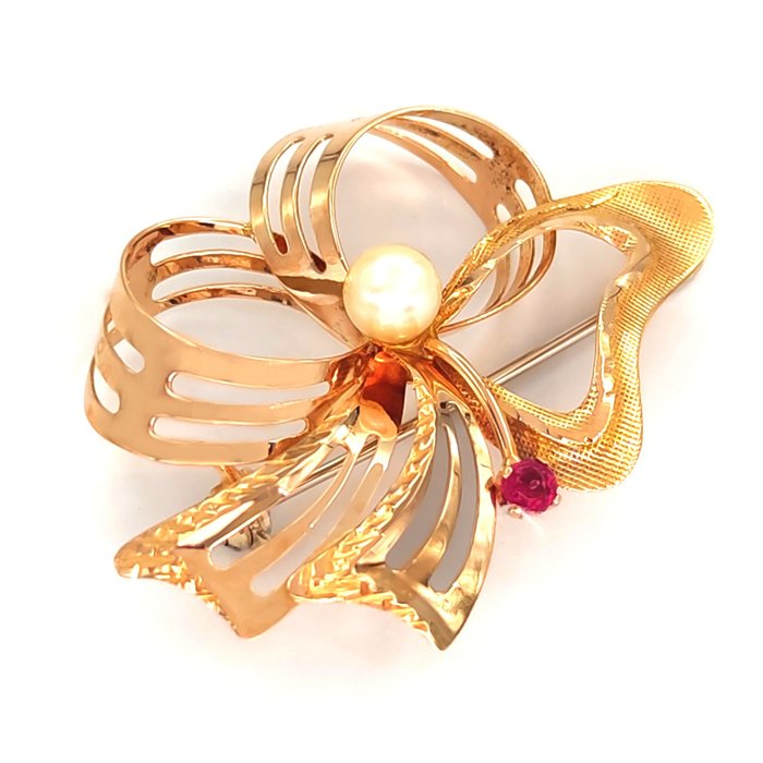 Preview of the first image of 18 kt. Yellow gold - Brooch - 0.14 ct Ruby - 5.71mm Akoya pearl.