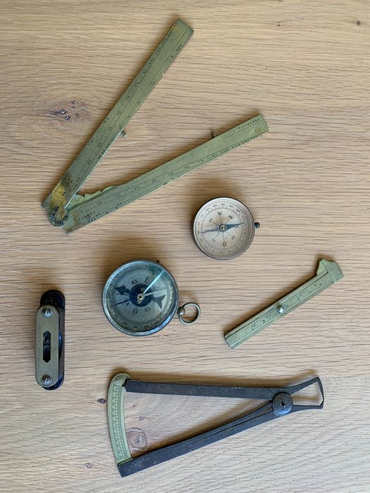 Image 2 of Chart dividers, Sector, Surveying compass (7) - Brass - Early 20th century