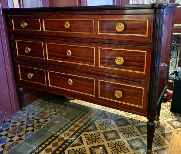Preview of the first image of Commode - Louis XVI Style - Wood - Mid 20th century.