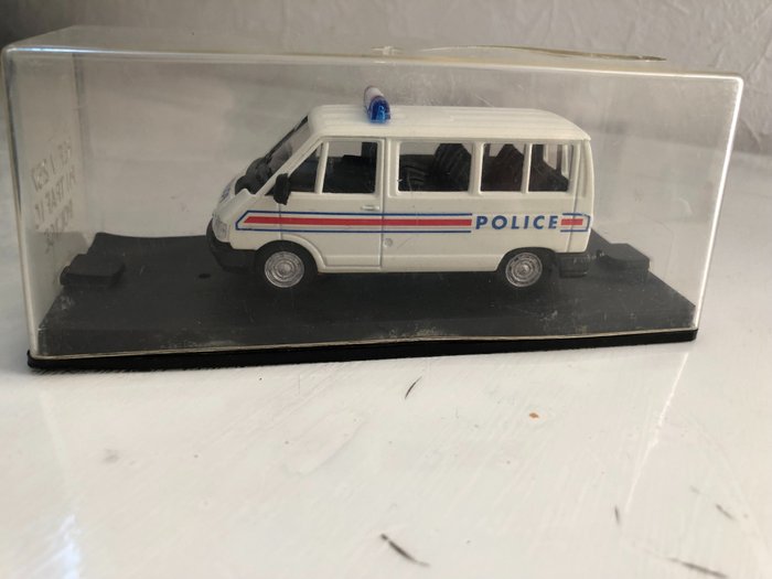 Image 3 of Norev, Ixo - 1:43 - Peugeot, Citroën, Renault, - 4 Miniature Police Gendarmerie