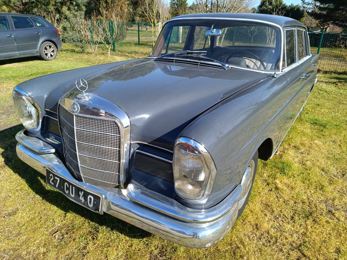 Preview of the first image of Mercedes-Benz - 220S - 1961.