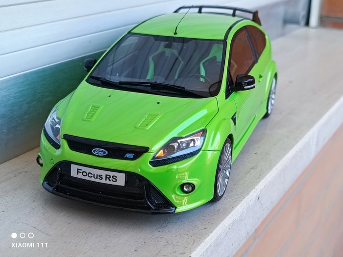 Image 2 of Otto Mobile - 1:18 - Ford Focus RS 305hp - limited edition