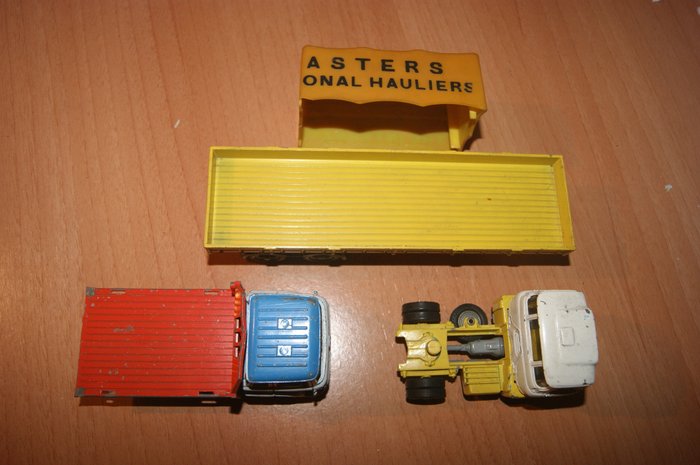 Image 2 of Corgi Major Toys - Dinky Toys - 1:48 - Corgi Major Toys Original Issue "Ferrymasters" Scammell Hand