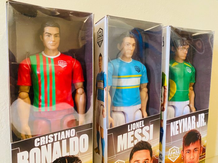 Image 2 of Mattel / Panini - Set of 3 Deluxe Football FC Elite Action Figures 12" - Figure Messi, Ronaldo, Ney