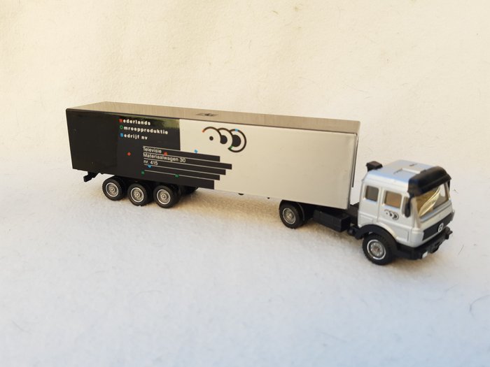 Preview of the first image of Solido - 1:55 - Mercedes Benz SK truck Promotional NOB.