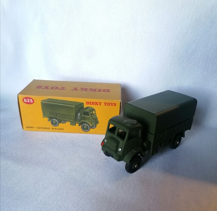 Preview of the first image of Dinky Toys - 1:43 - N. 623 Army Covered Wagon.