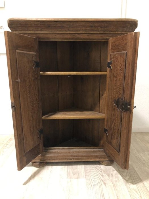 Image 3 of Corner cabinet - Oak - 19th century
