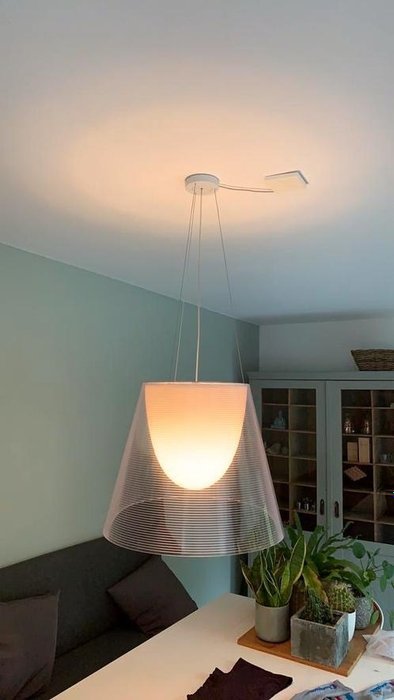 Om indstilling Regnskab væv Philippe Starck - Flos - Aluminized silver pendant lamp, - K Tribe S2 -  Auctions | auctionlab