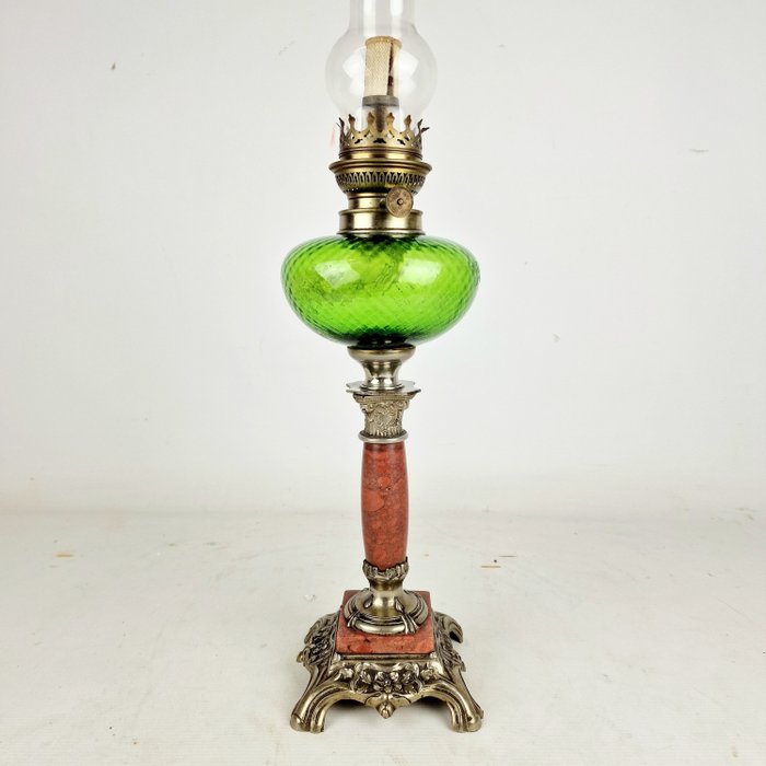 Image 3 of Oil lamp finished with green glass and marble base - Copper, Glass, Iron (cast), Marble - Late 19th